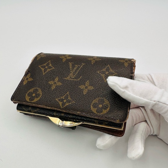 Louis Vuitton Gold Lock LV Wallet - Picture 9 of 14